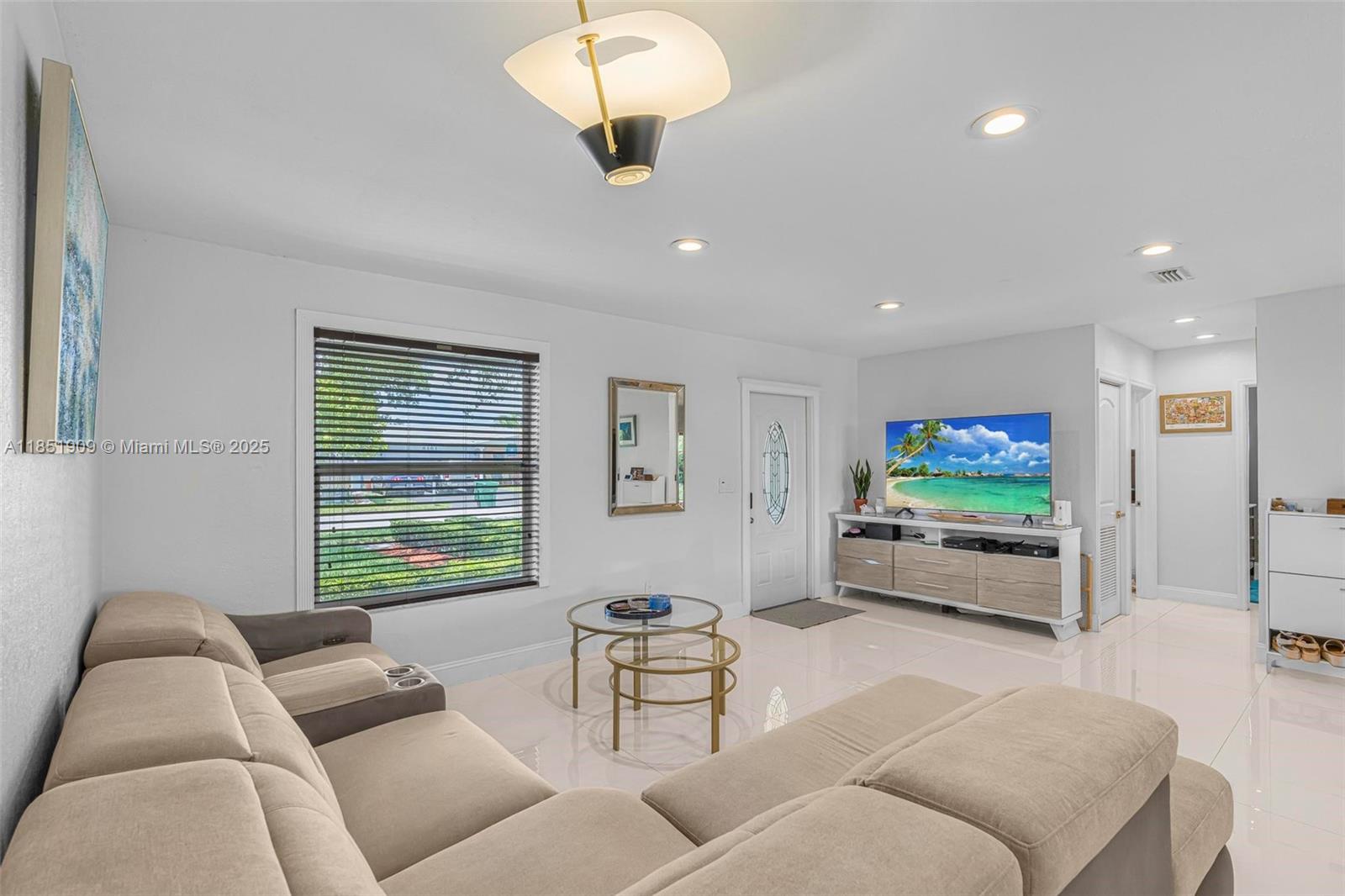 SAGA BAY SEC 1 - Residential