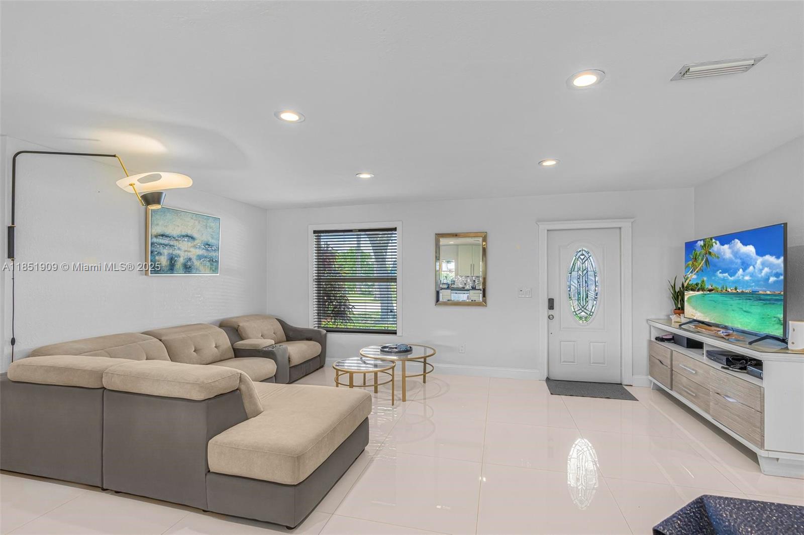 SAGA BAY SEC 1 - Residential