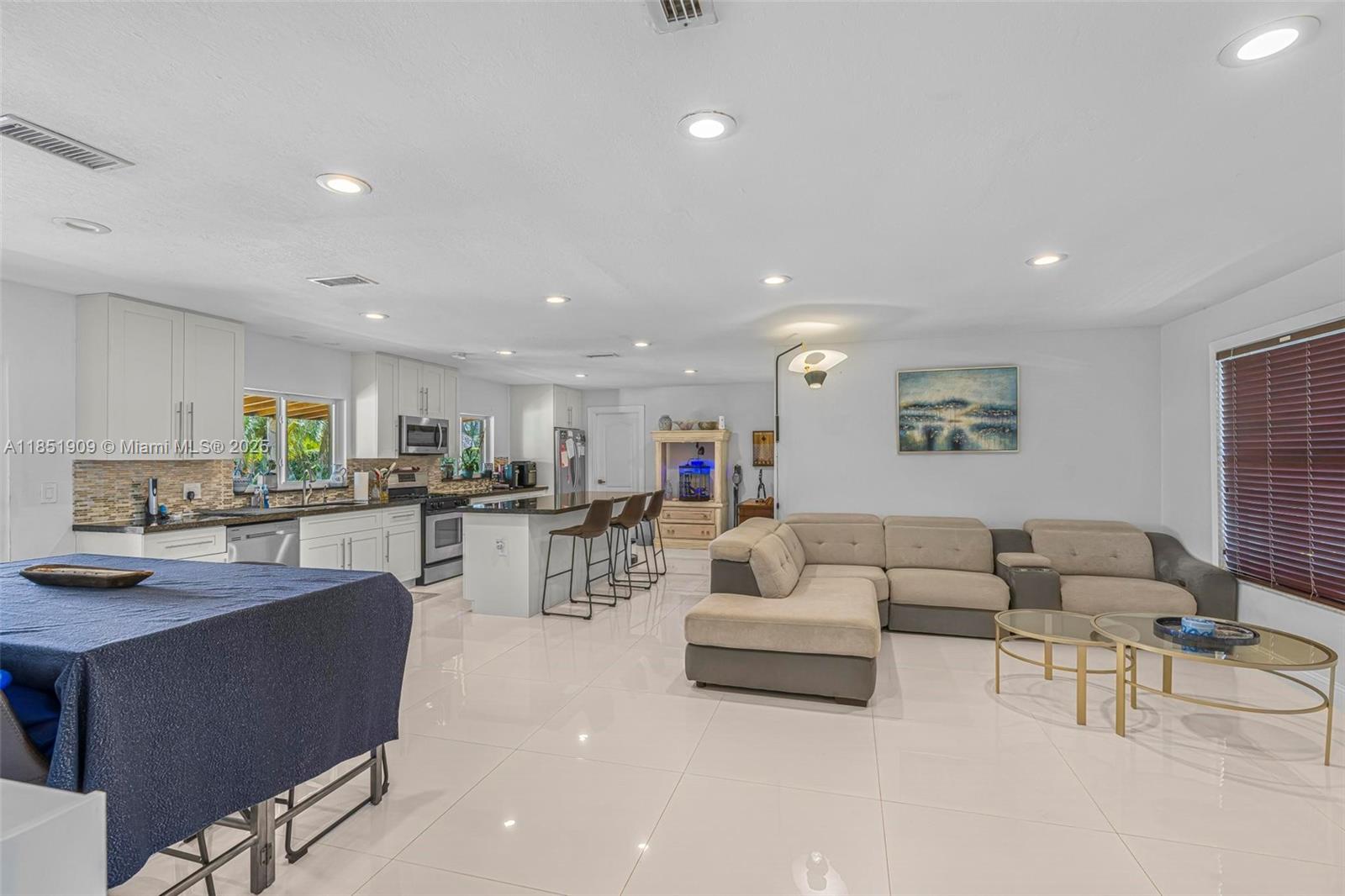 SAGA BAY SEC 1 - Residential