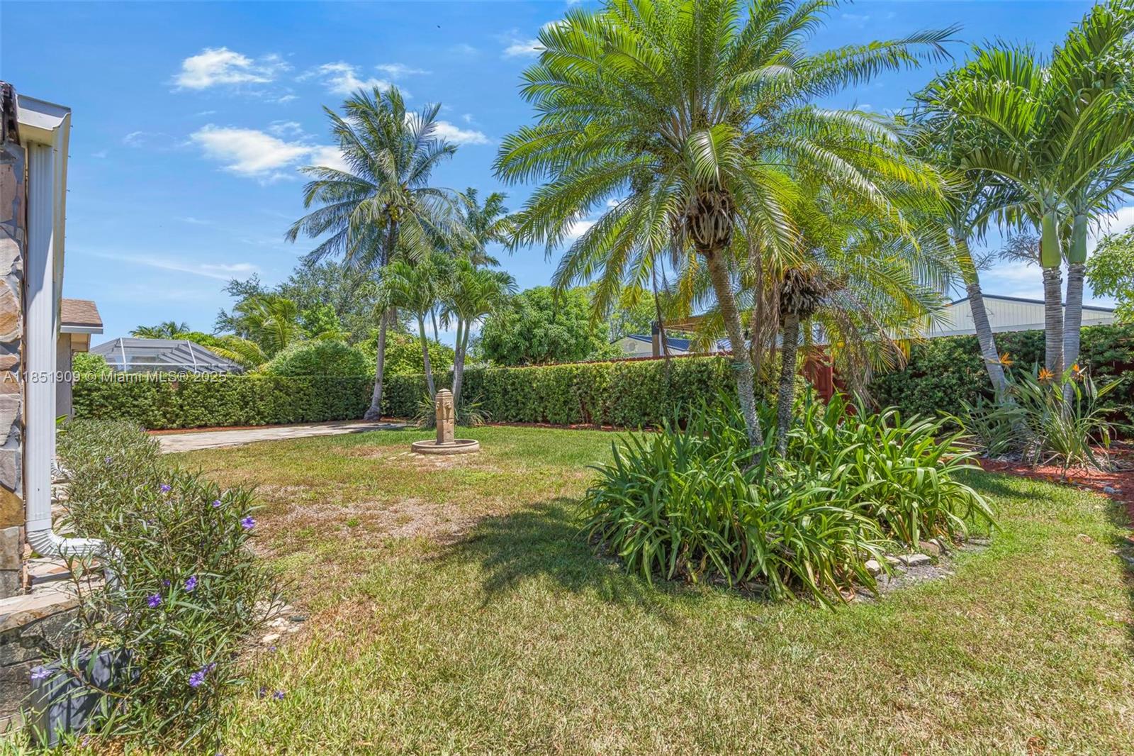 SAGA BAY SEC 1 - Residential