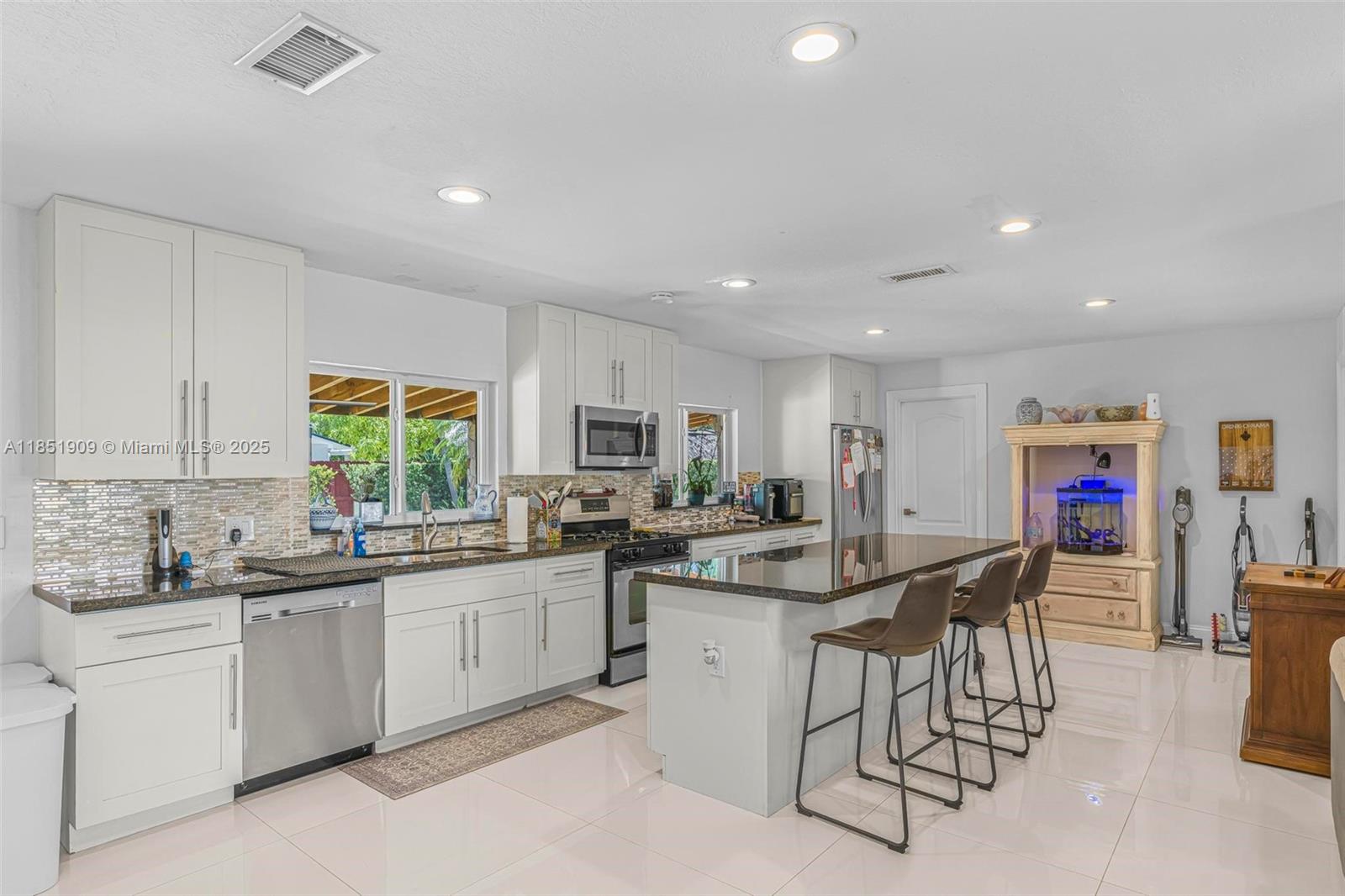 SAGA BAY SEC 1 - Residential