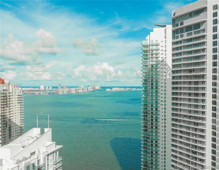 IMMACULATE ONE OF A KIND UNIT! Enjoy the commodities of a luxurious ocean view hotel room while living in your OWN apartment. This large 1/1 offers you all. Located at the Brickell Financial District 5/stars Conrad Hilton Amenities. (Spa, business center, gorgeous pool, Jacuzzi, Atrio Restaurant and much more.) OK TO LEASE.  THE LOWEST PRICE YOU WILL FIND AT ESPIRITO SANTO BUILDING. IT WONT LAST!!