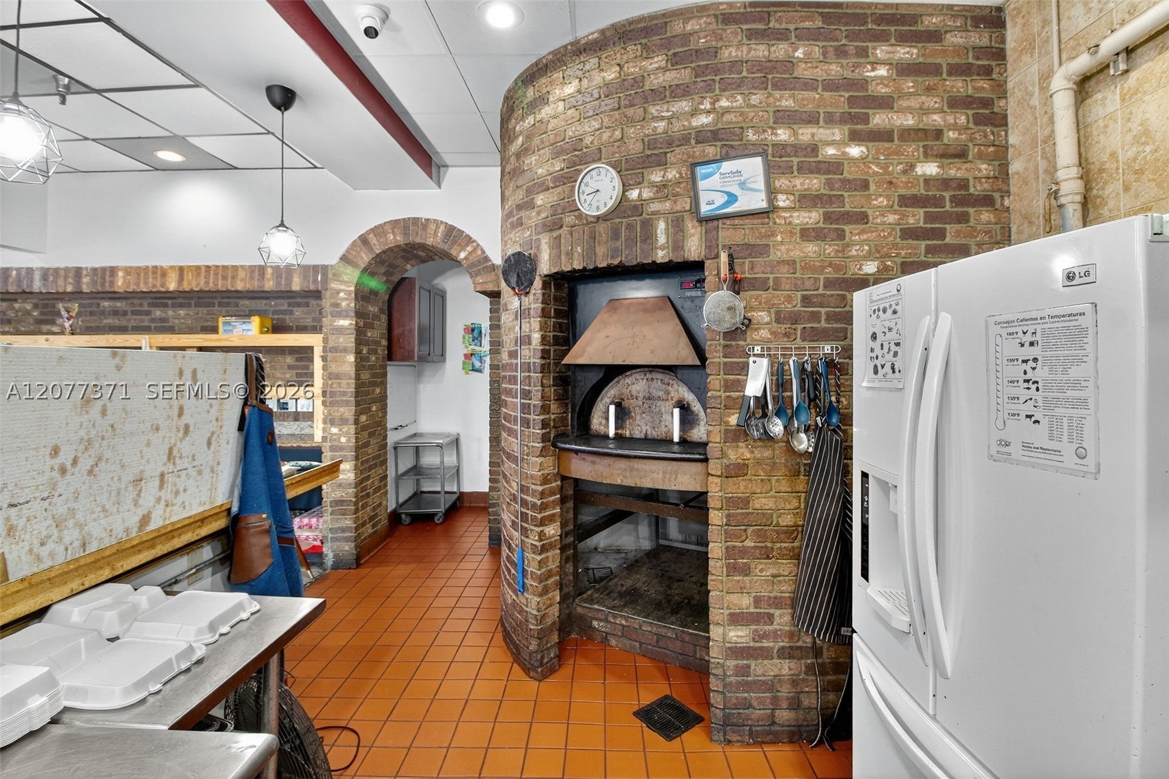 Restaurant and Bar For Sale In Coral Springs