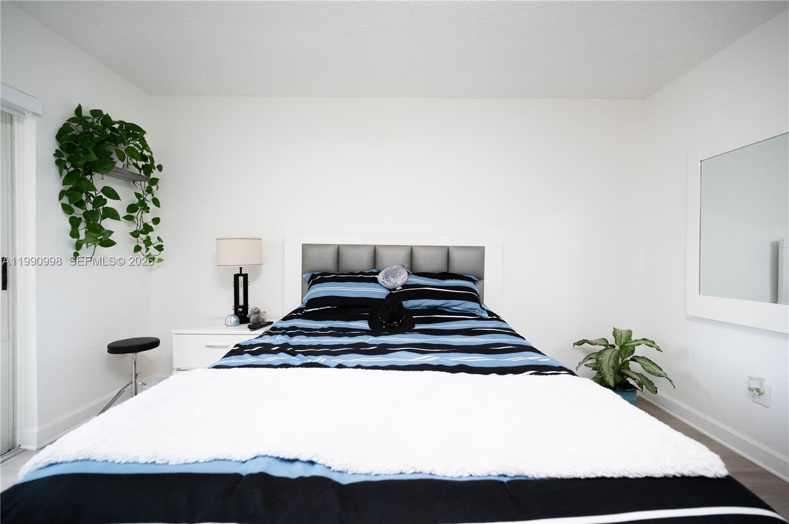 VILLA RUSTICA I CONDO - Residential