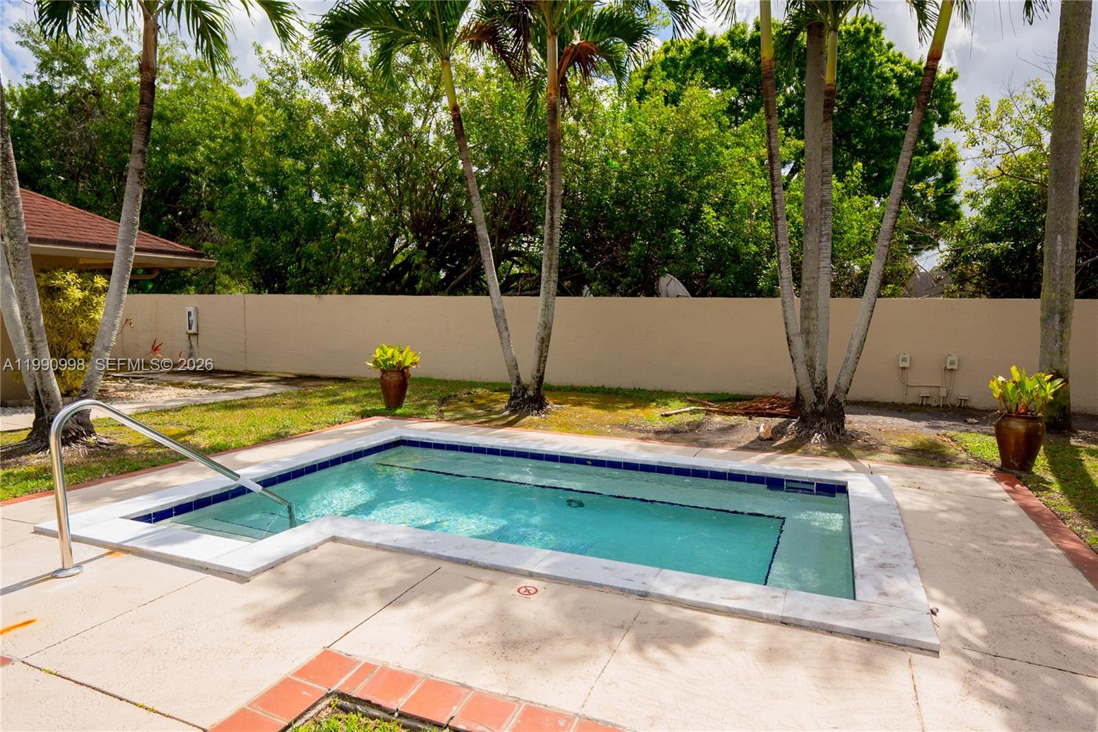 VILLA RUSTICA I CONDO - Residential