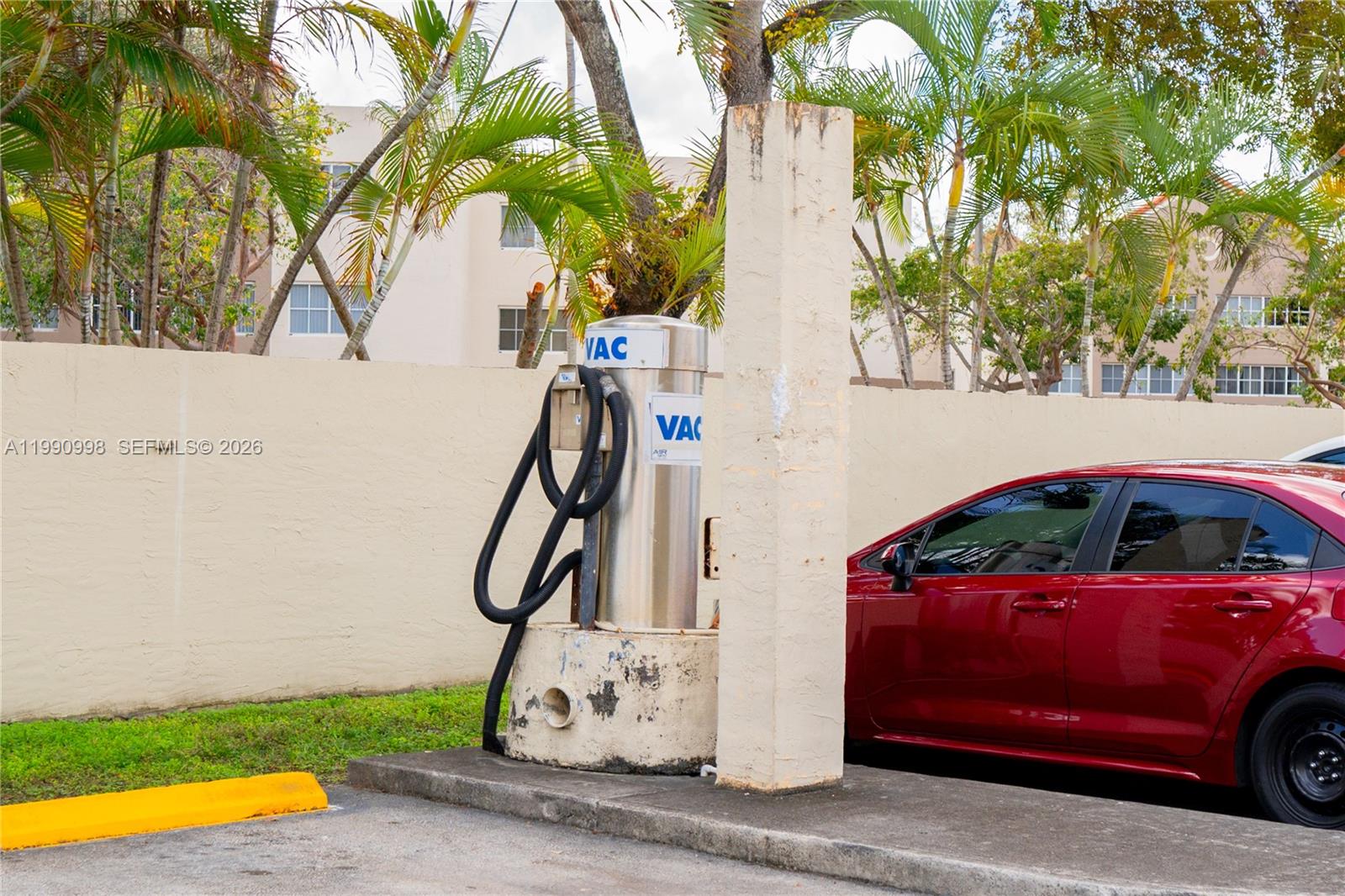 VILLA RUSTICA I CONDO - Residential