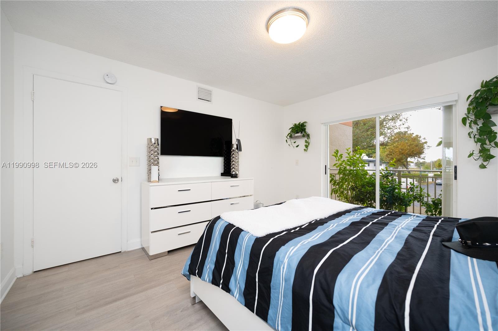 VILLA RUSTICA I CONDO - Residential