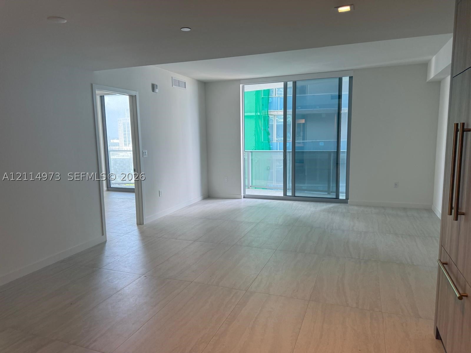 77 SE 5th Street 2406