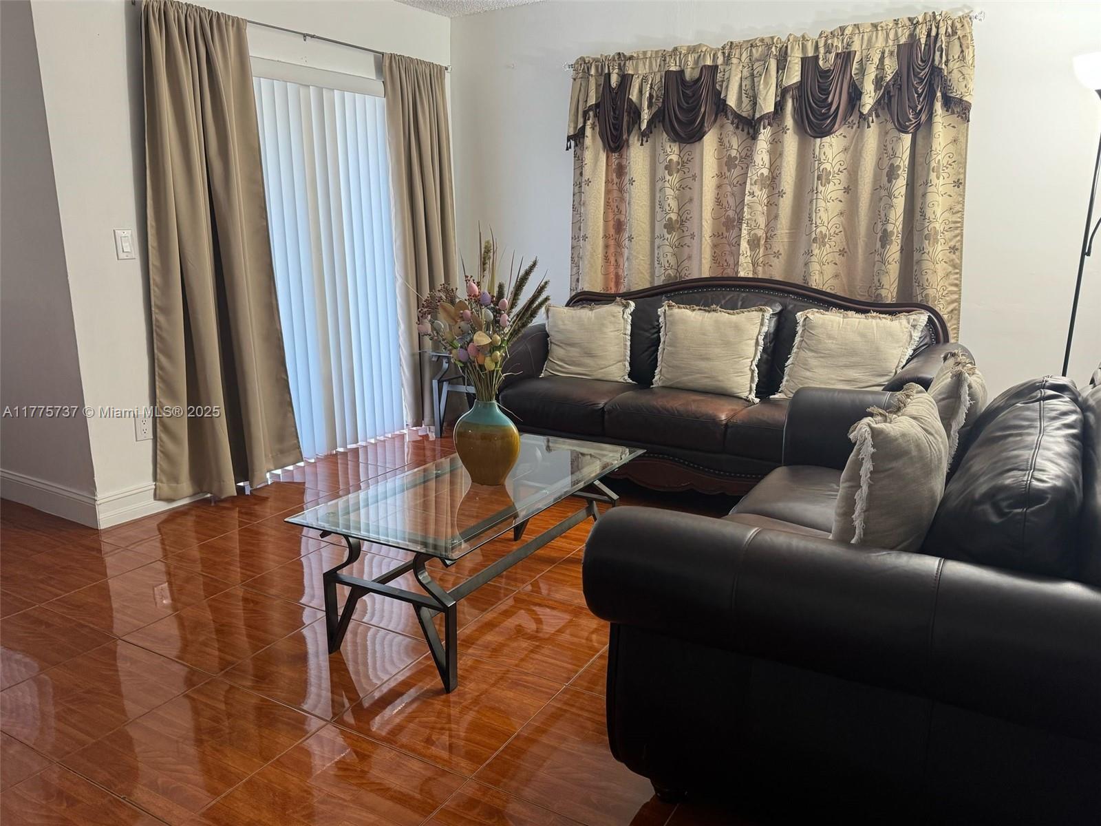 18890 Nw 57th Ave 101, Hialeah, Miami-Dade County, Florida - 2 Bedrooms  
2 Bathrooms - 
