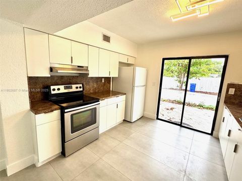 17150 NE 18th Ave North Miami Beach FL 33162