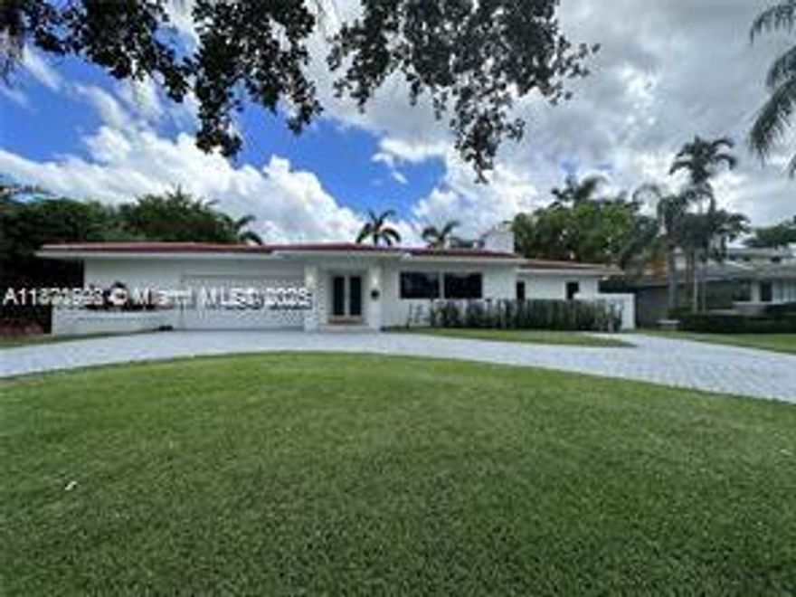 Don’t miss this great opportunity to live in a fully renovated house in Coral Gables. An amazing golf view from any angle of this home, just steps away you will encounter the Riviera Golf Club.This spectacular and meticulously property has been completely remodeled; we didn’t miss any detail,you can enjoy a top of the line kitchen with new high-end appliances, spectacular countertop, flooring and much more. Combining traditional design with modern look, you can appreciate the natural light throughout the entire house.With 2 master bedrooms and 2 additional bedrooms plus a maid’s quarter.Huge walking closets. A large pool, with a jacuzzi are part of this unique property facing the golf course.