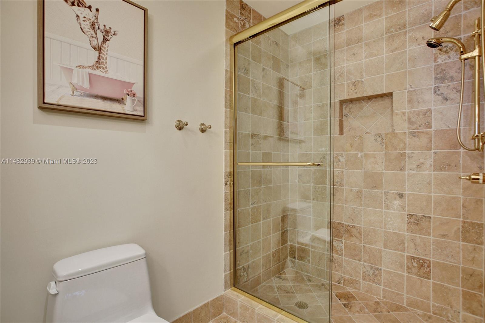 RENAISSANCE ON THE OCEAN - Residential Lease