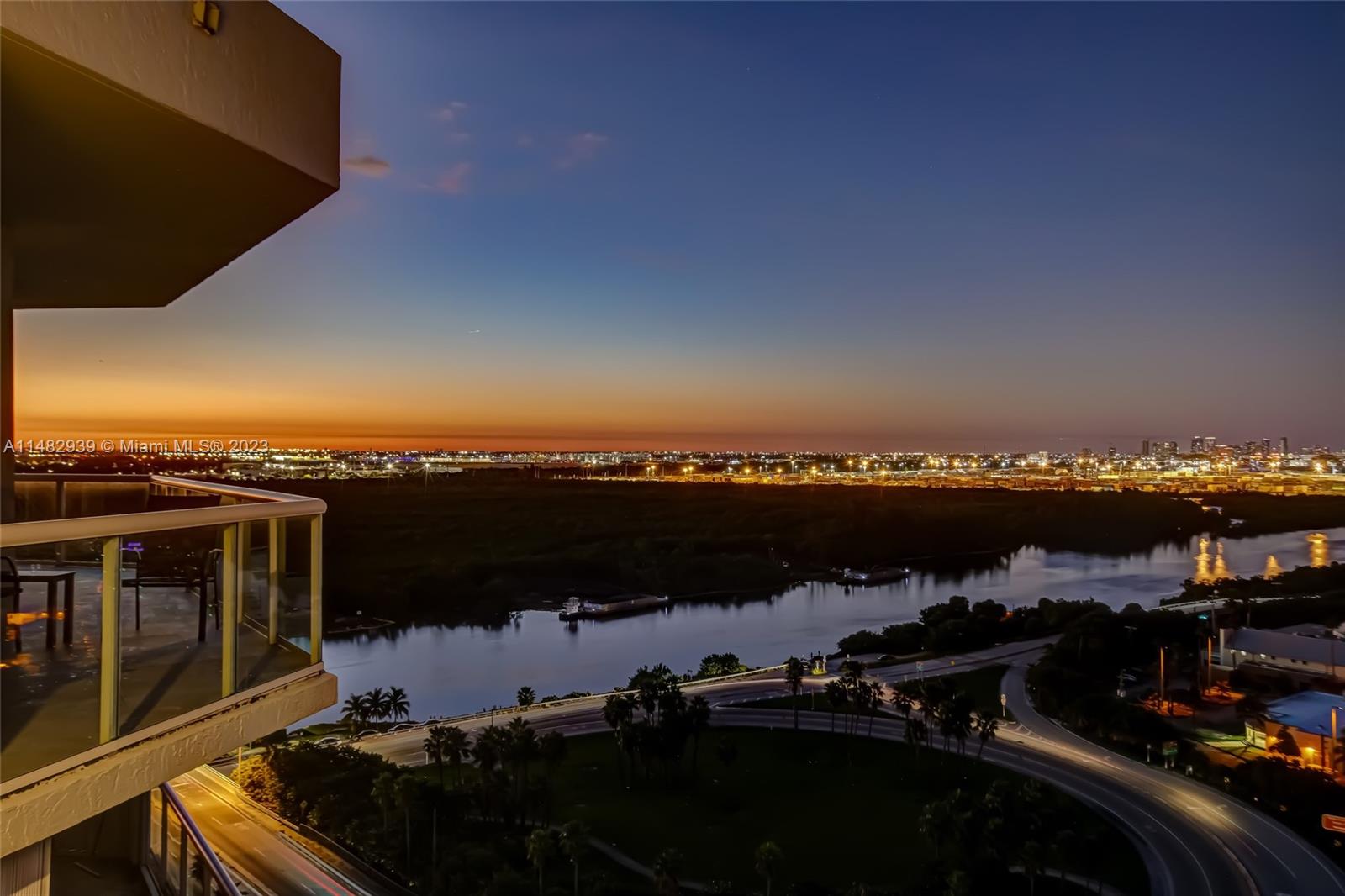 RENAISSANCE ON THE OCEAN - Residential Lease