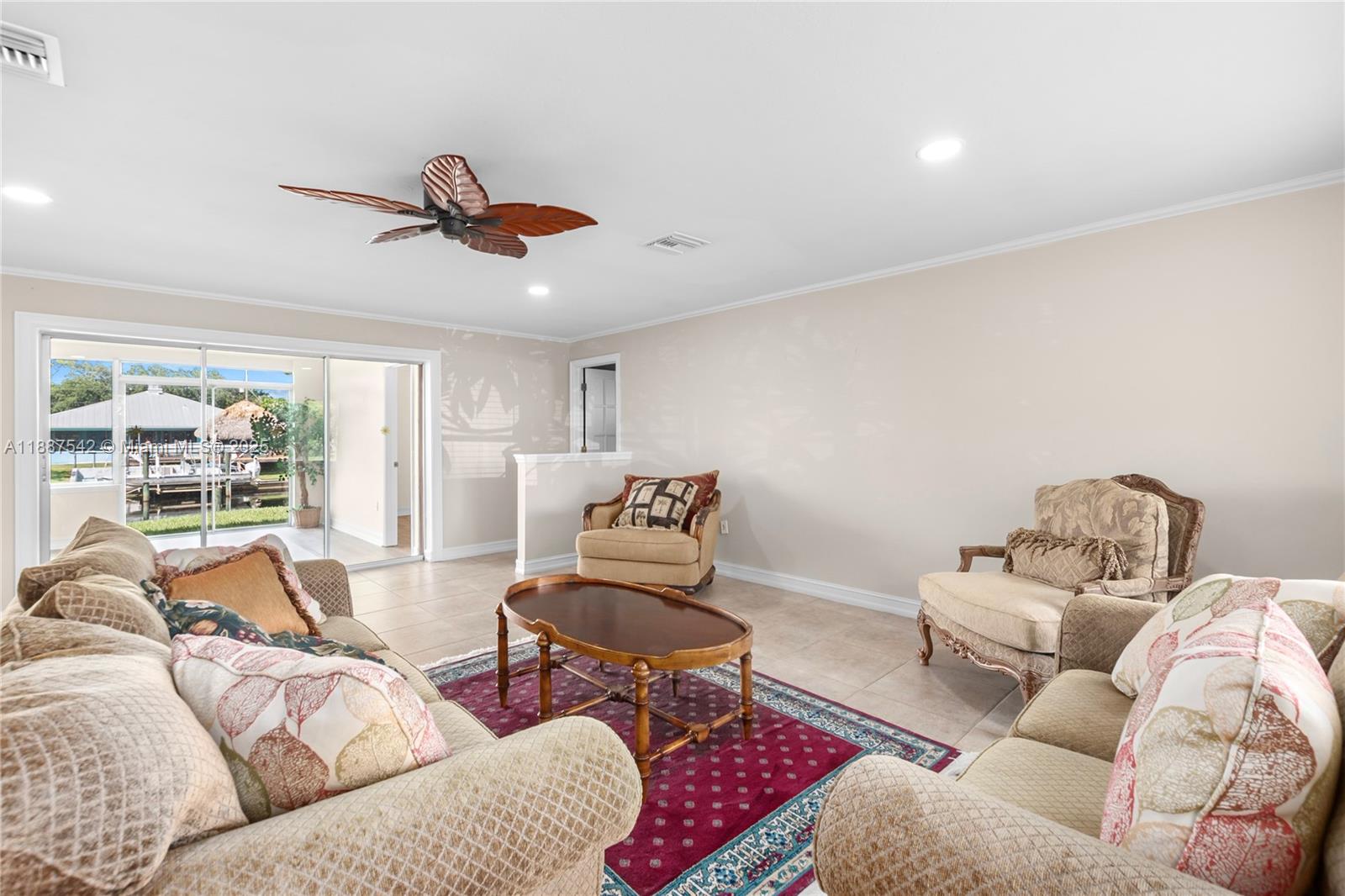 FORT MYERS SHORES - Residential
