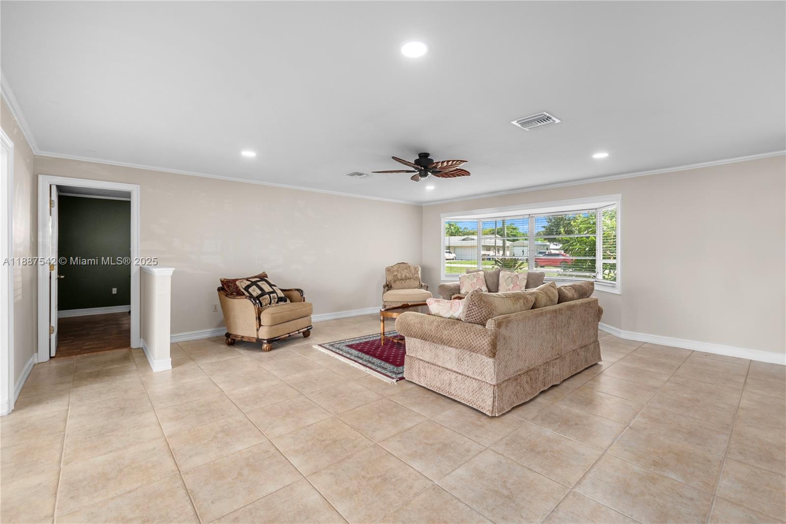 FORT MYERS SHORES - Residential