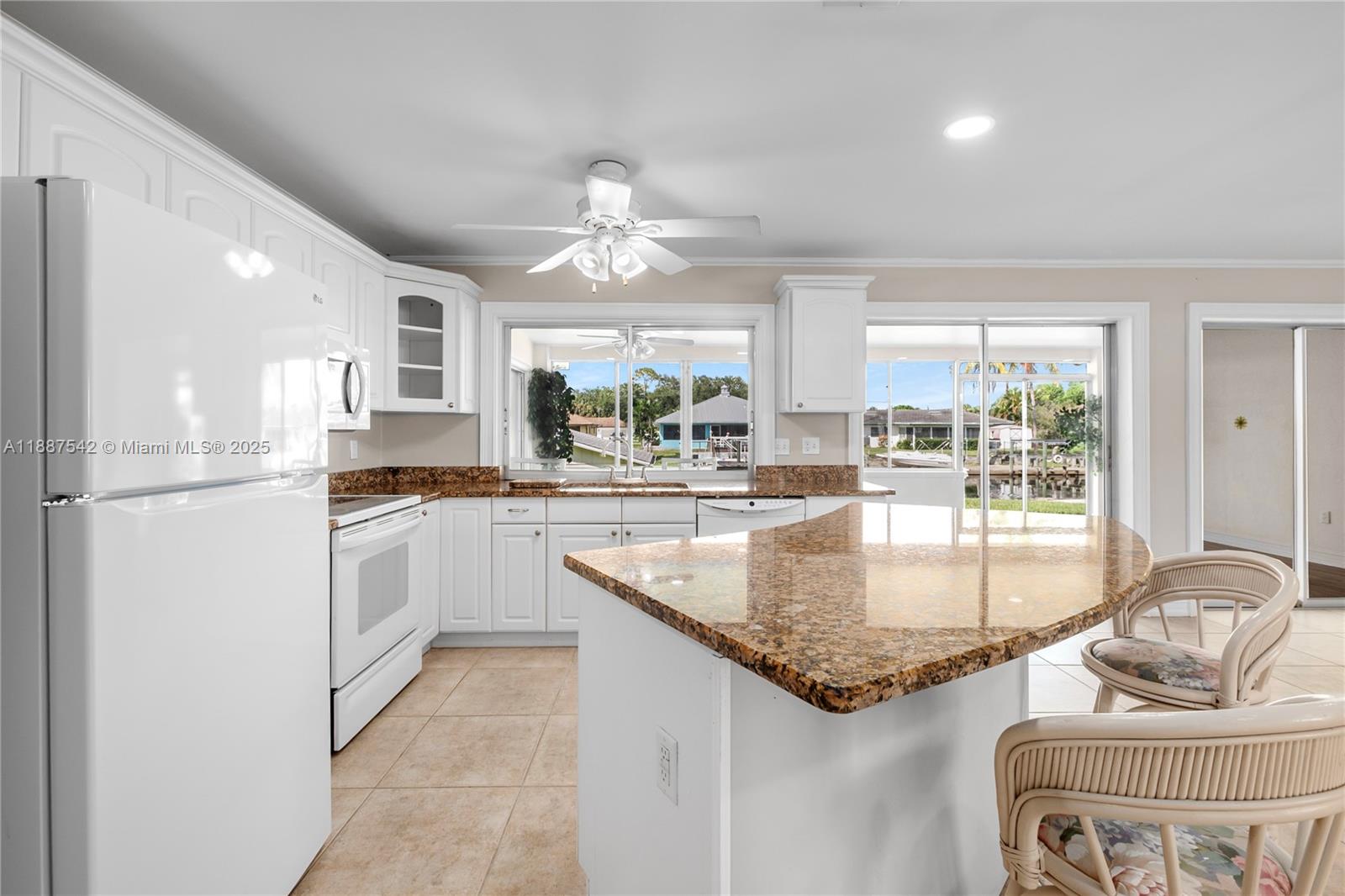 FORT MYERS SHORES - Residential