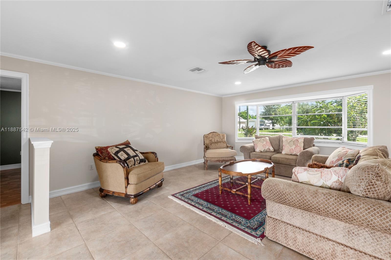 FORT MYERS SHORES - Residential