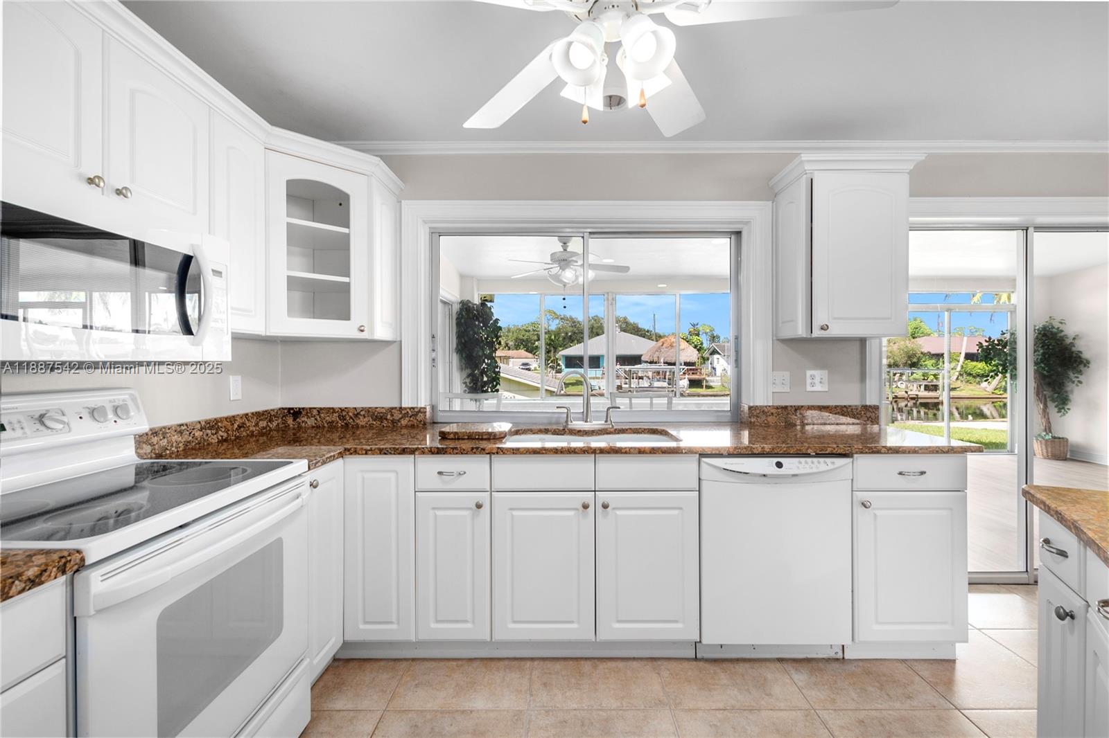 FORT MYERS SHORES - Residential