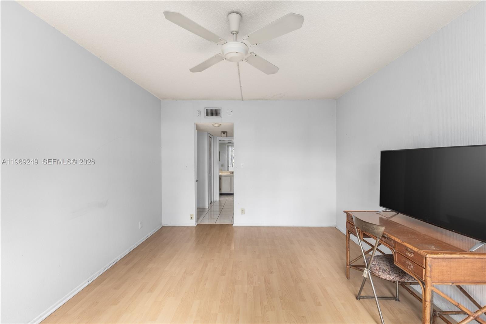 NO 124 PALM-AIRE COUNTRY - Residential