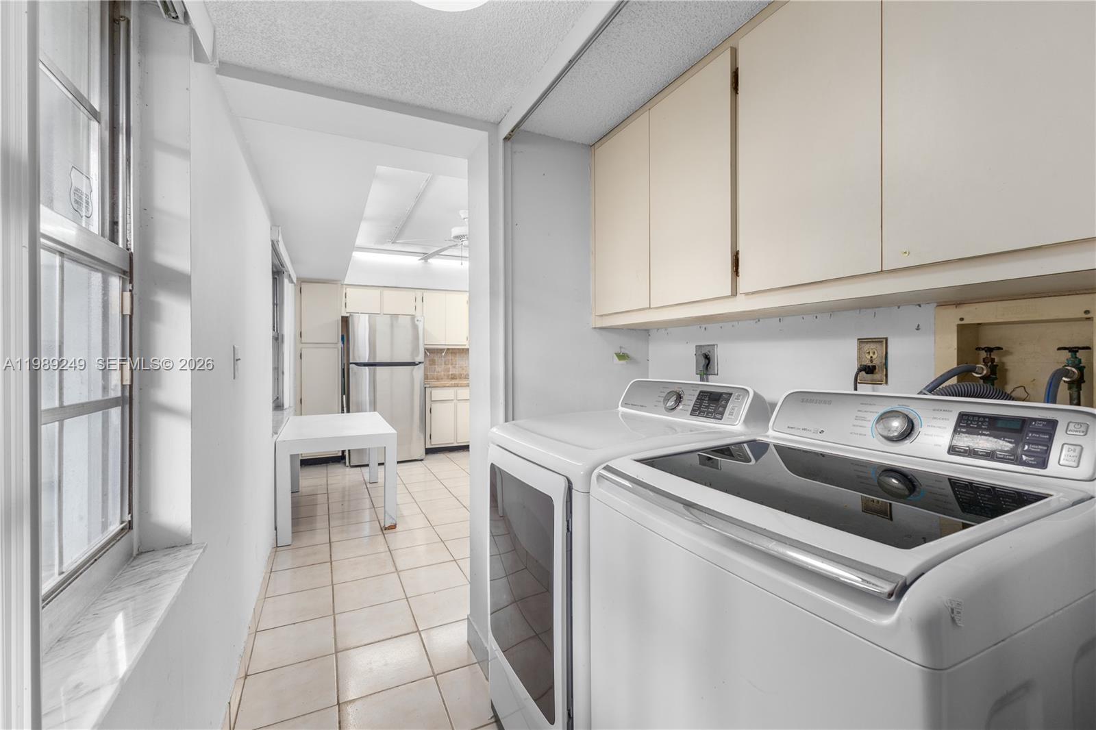 NO 124 PALM-AIRE COUNTRY - Residential