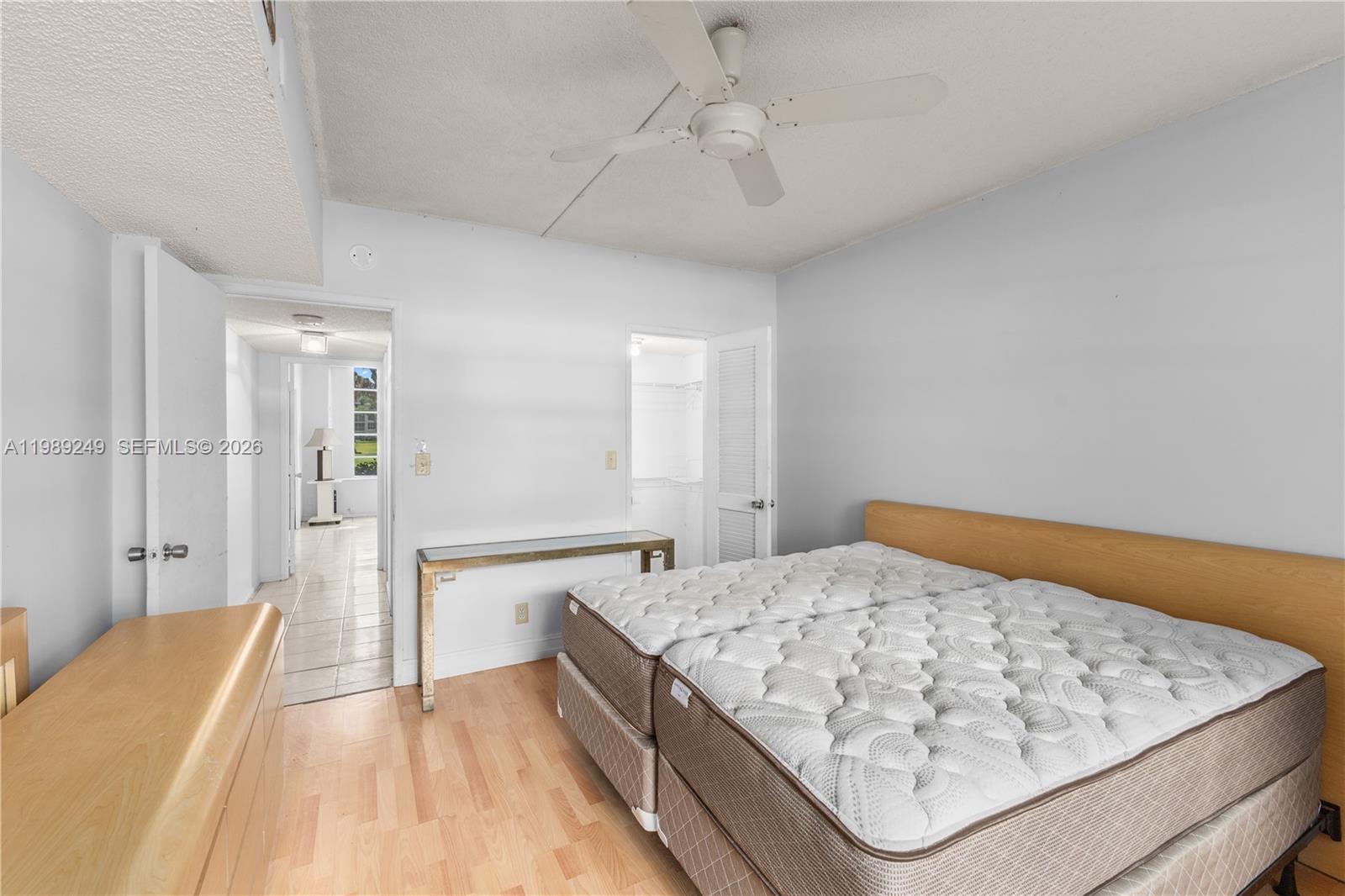 NO 124 PALM-AIRE COUNTRY - Residential