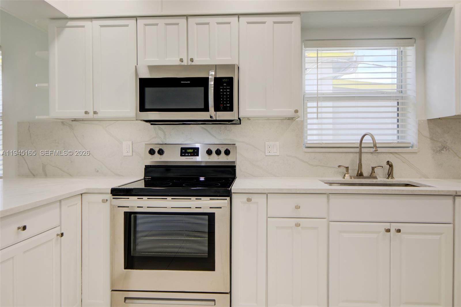 HOLLYWOOD SOUTH SIDE ADD - Residential