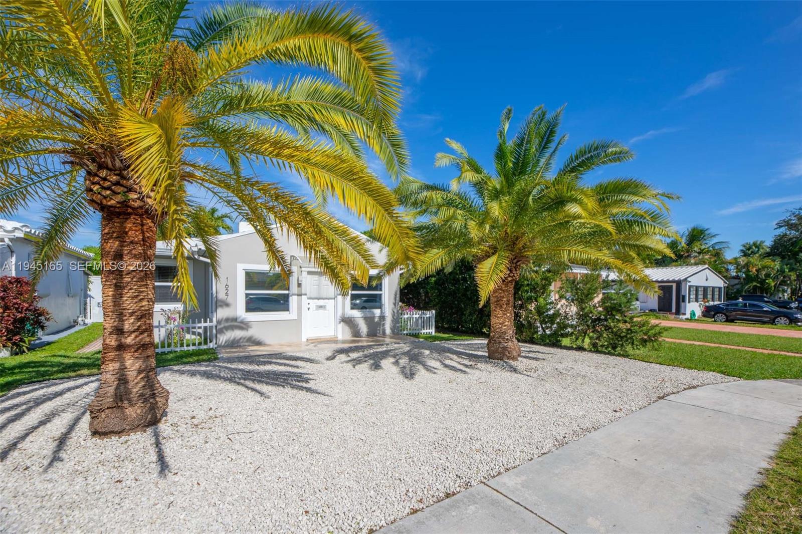 HOLLYWOOD SOUTH SIDE ADD - Residential