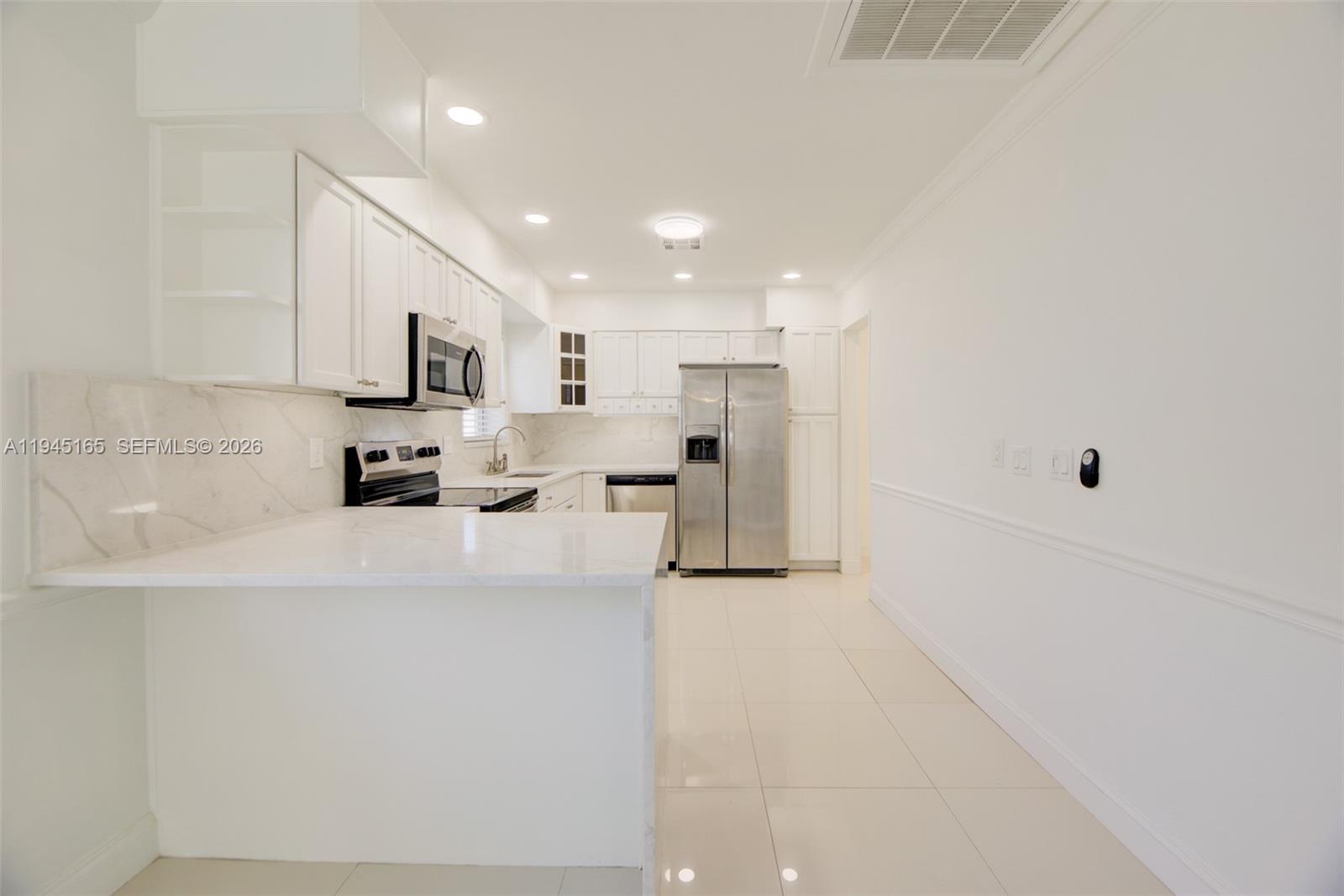 HOLLYWOOD SOUTH SIDE ADD - Residential