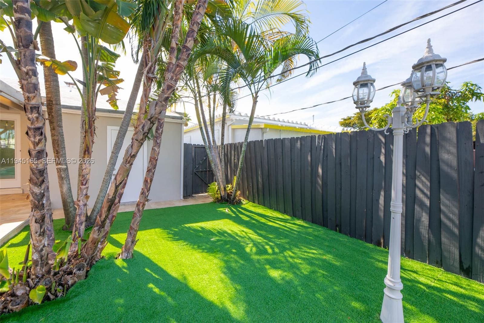 HOLLYWOOD SOUTH SIDE ADD - Residential