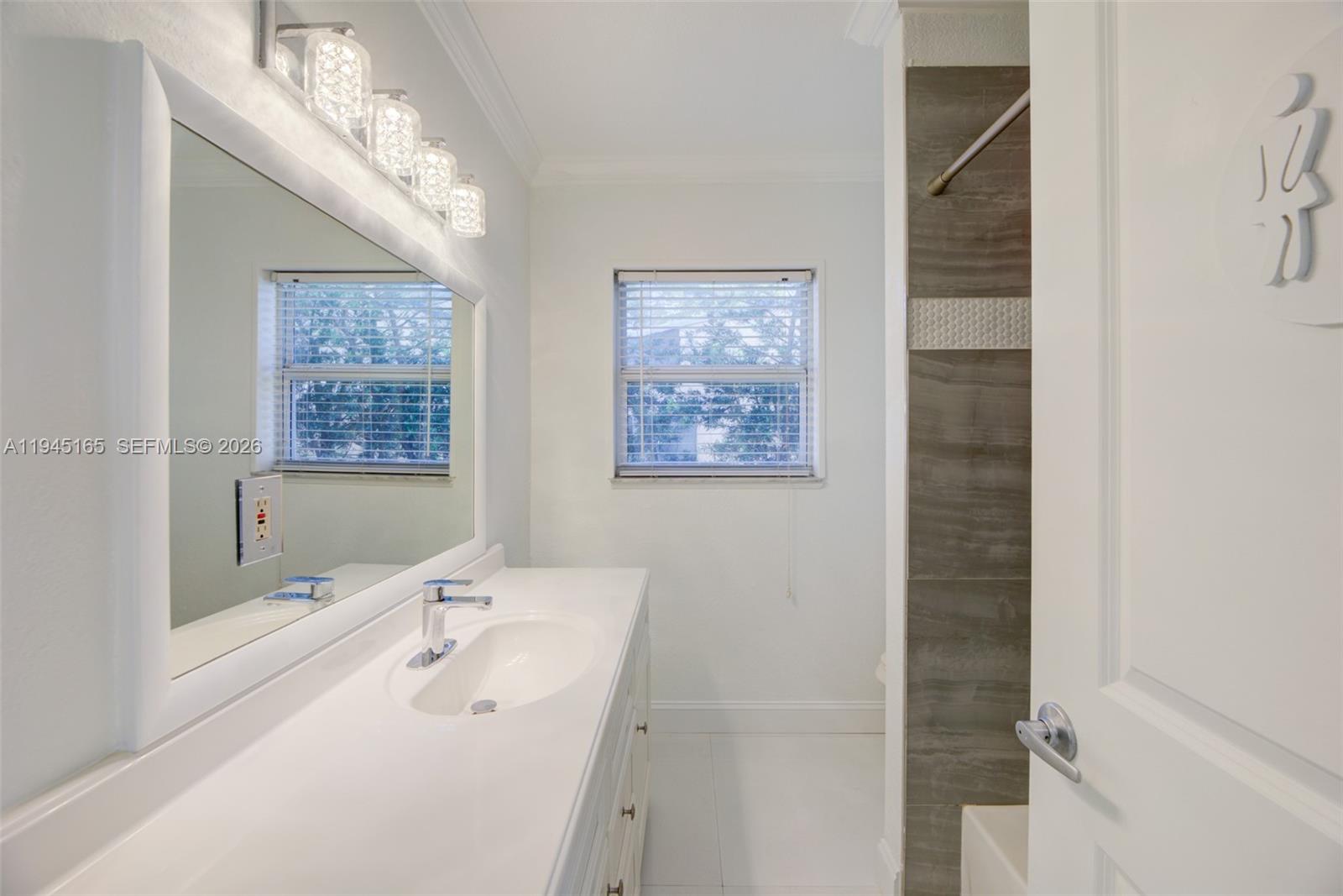 HOLLYWOOD SOUTH SIDE ADD - Residential