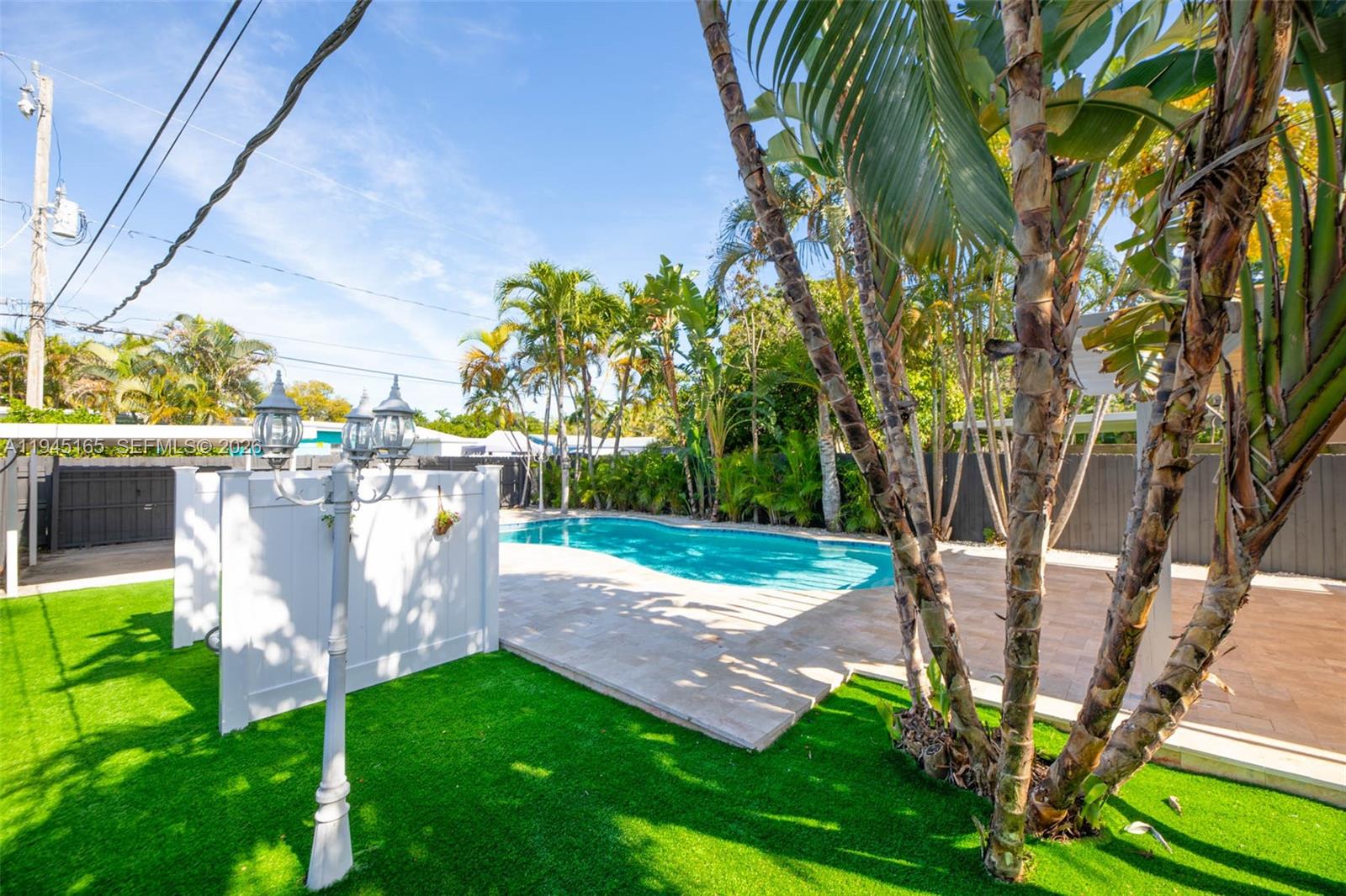 HOLLYWOOD SOUTH SIDE ADD - Residential