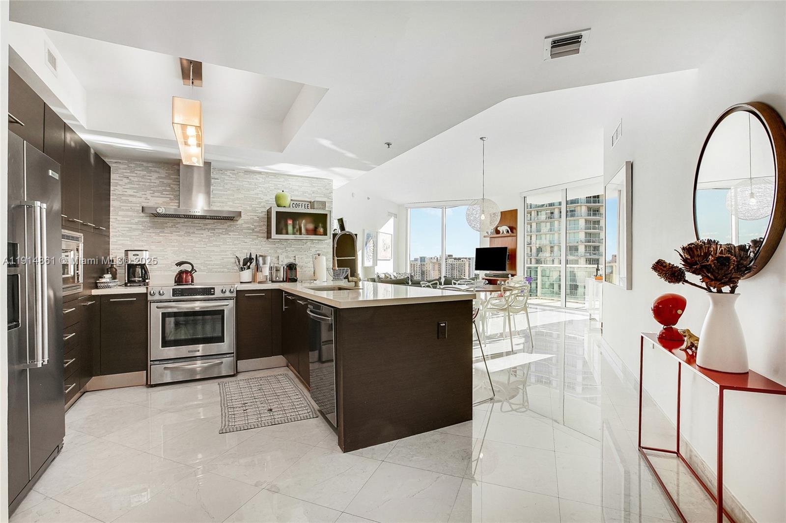 ST TROPEZ ON THE BAY 1 CO - Land