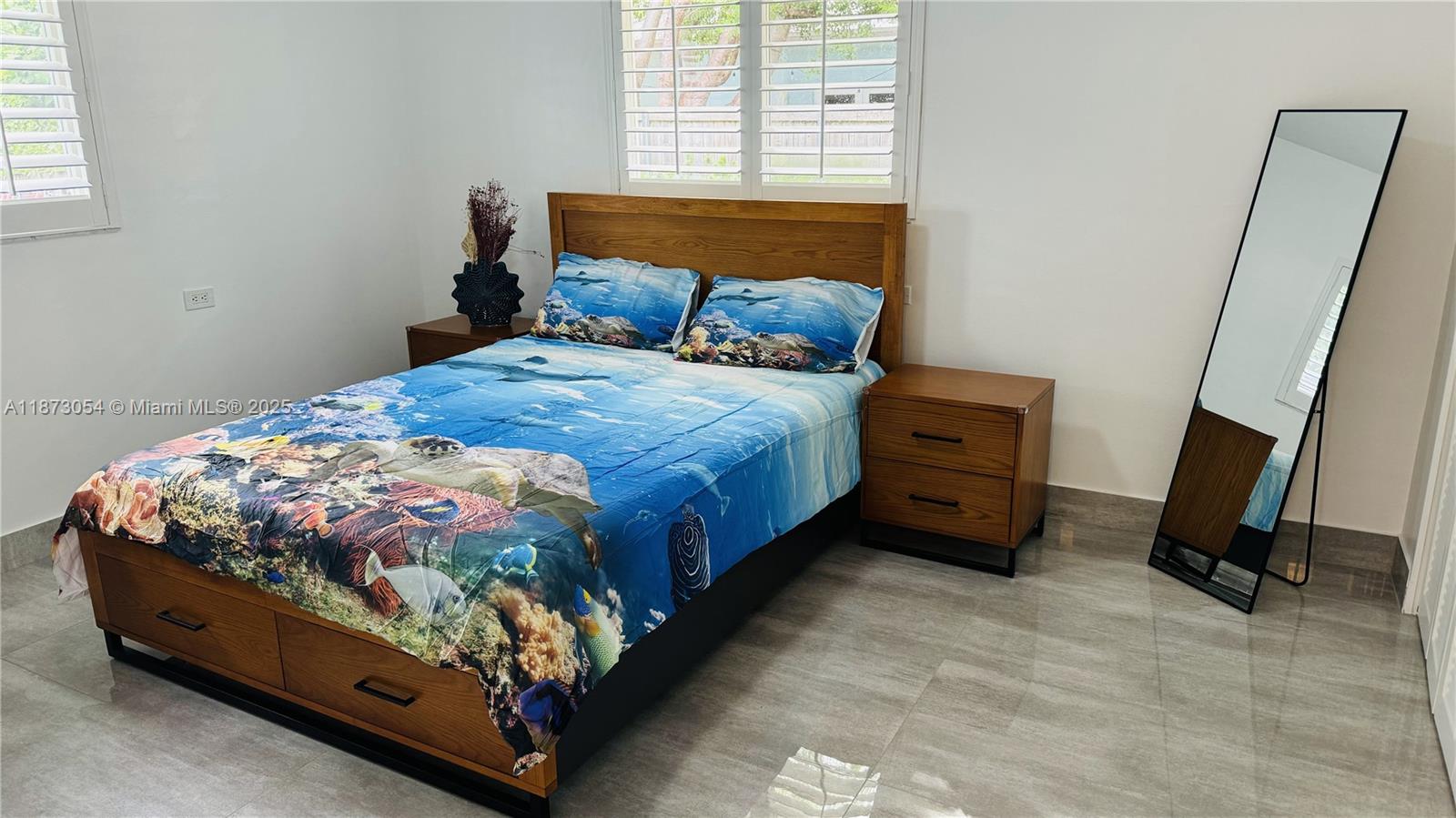 LARGO SOUND VILLAGE - Residential Lease