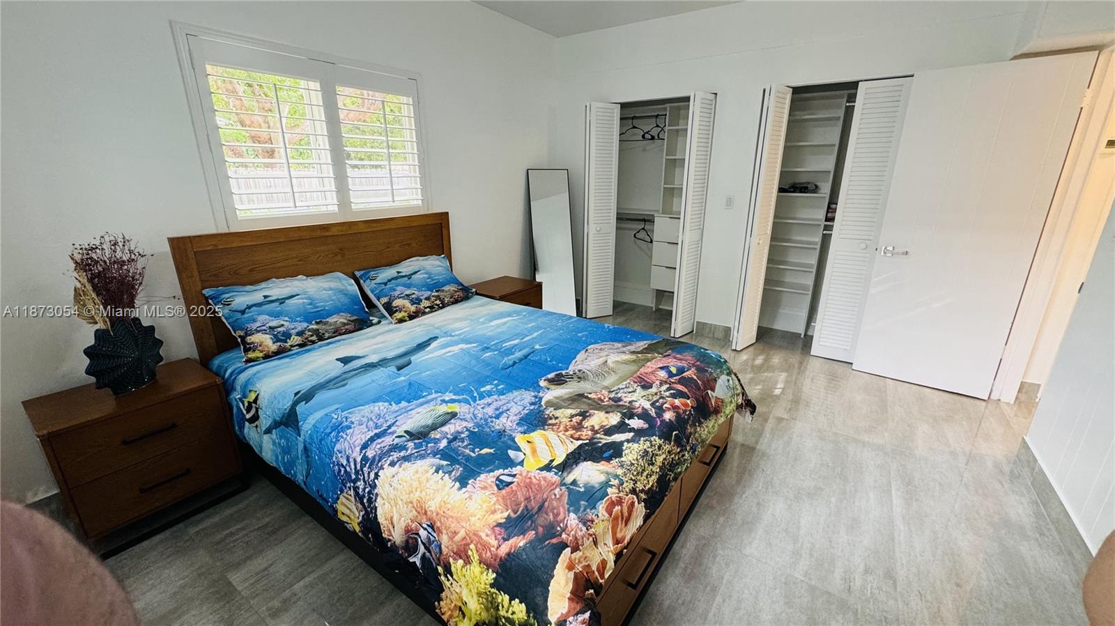 LARGO SOUND VILLAGE - Residential Lease