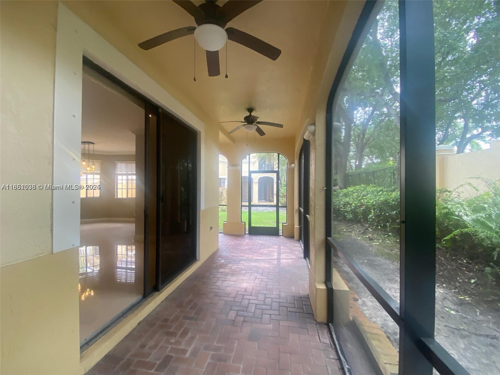 1605 Passion Vine Cir 12-1