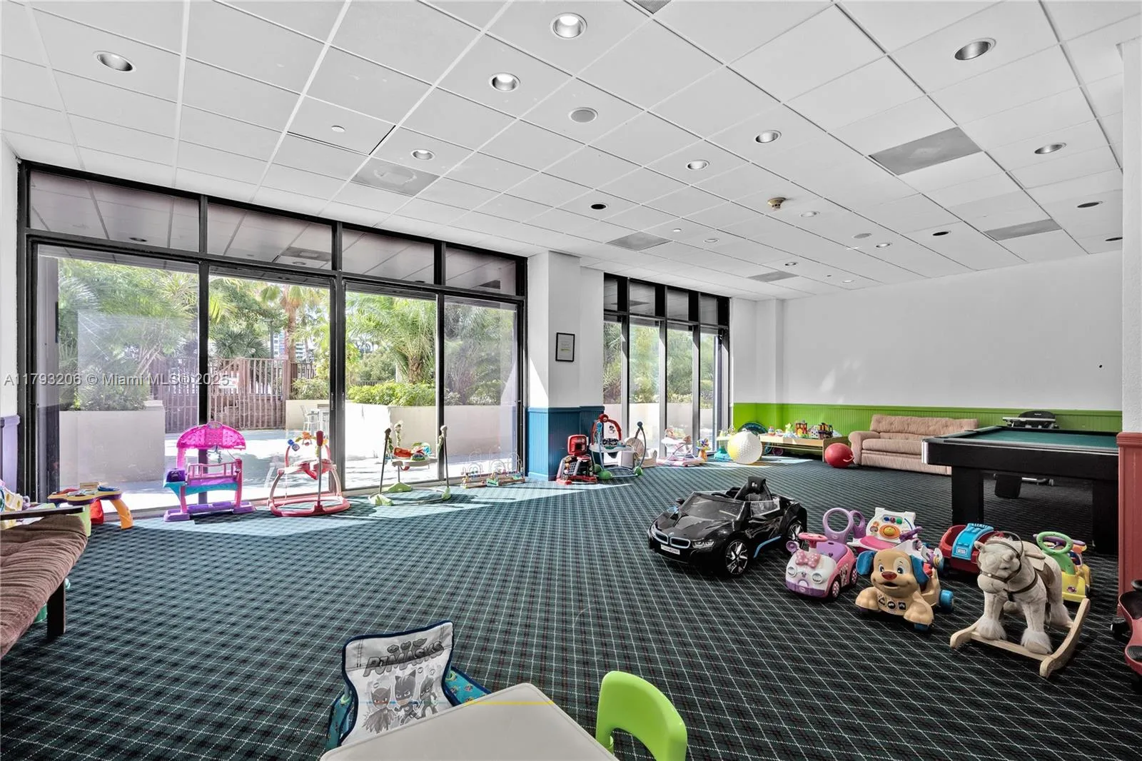 Miami, Florida 33131, United States, 2 Bedrooms Bedrooms, ,2 BathroomsBathrooms,Residential,Active,119756