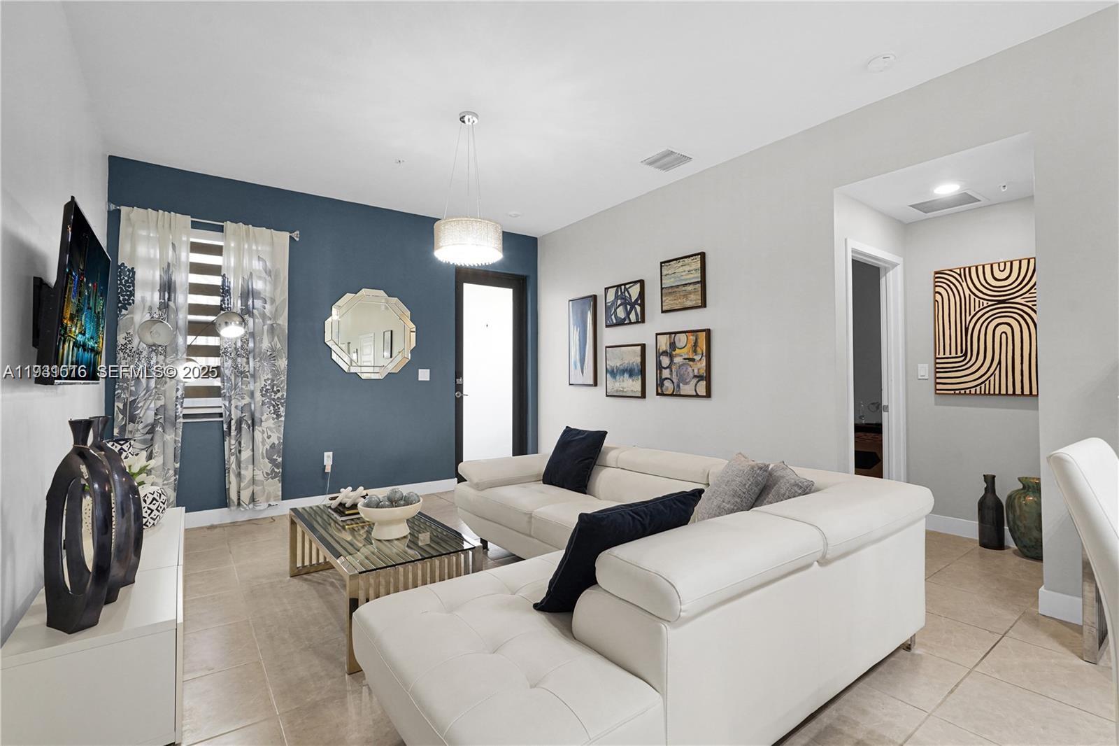 APEX AT PARK CENTRAL COND - Residential