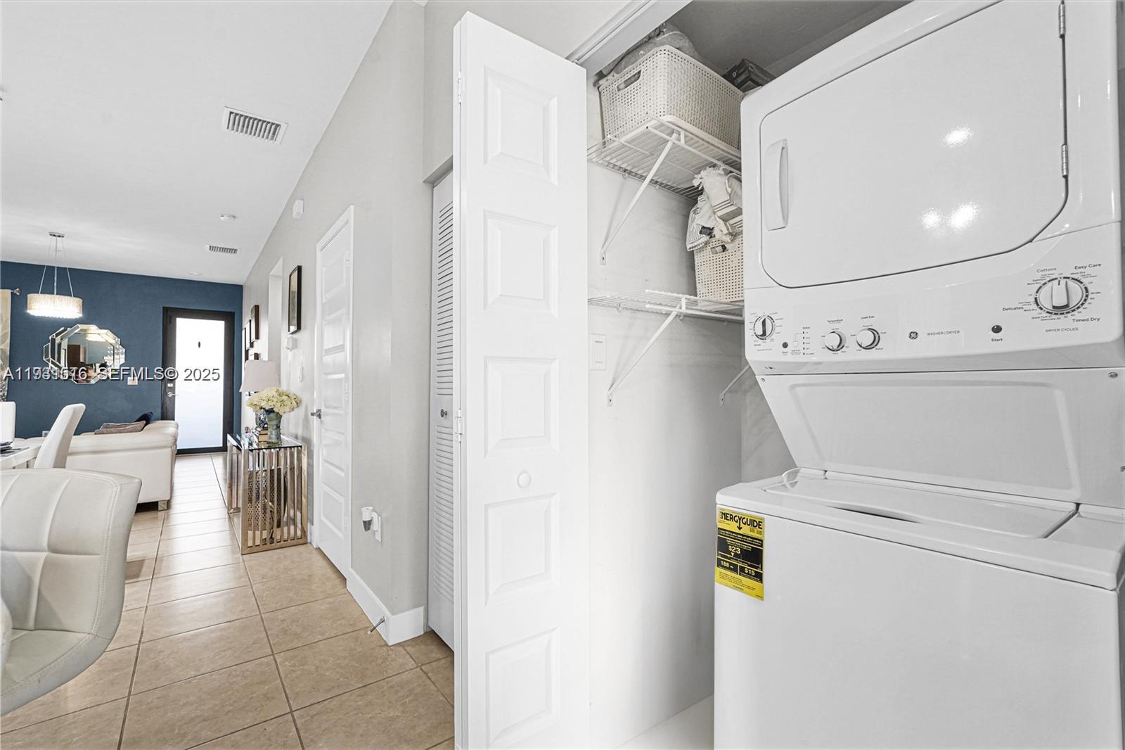 APEX AT PARK CENTRAL COND - Residential