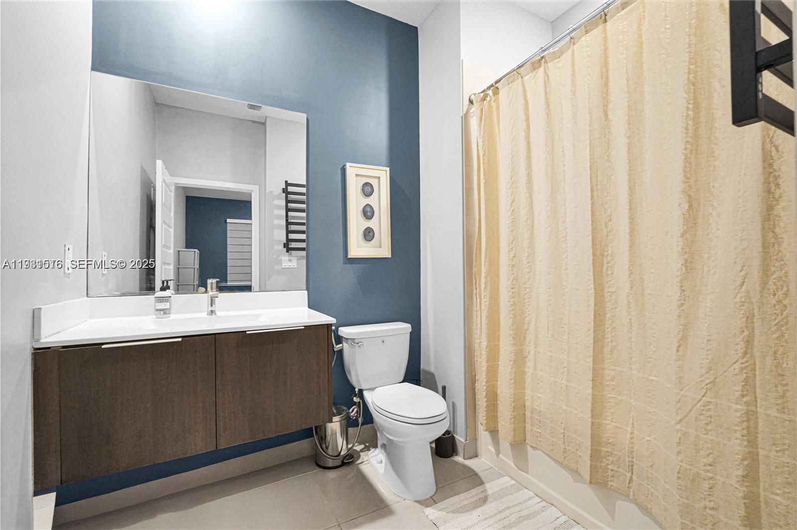 APEX AT PARK CENTRAL COND - Residential