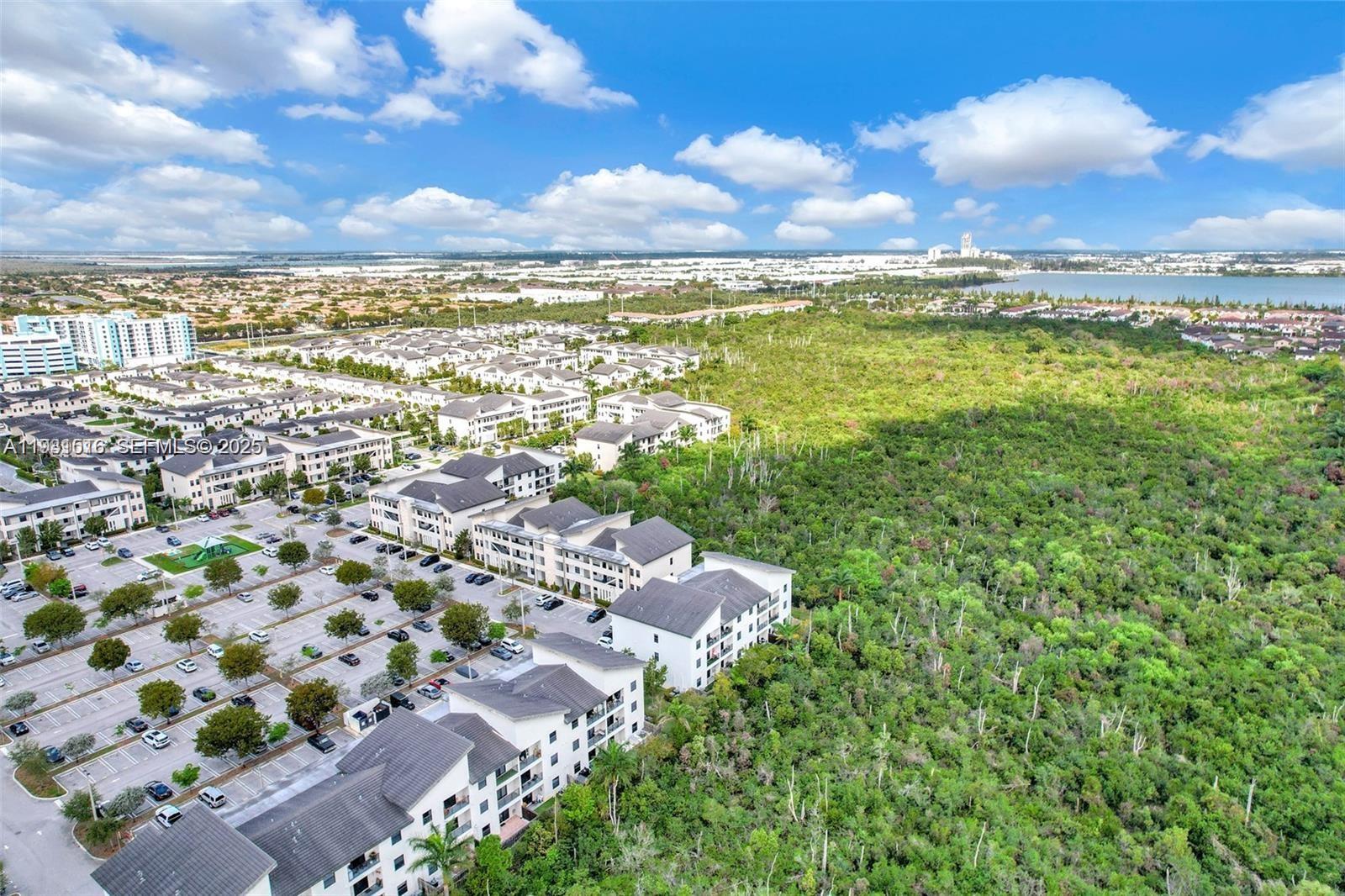 APEX AT PARK CENTRAL COND - Residential