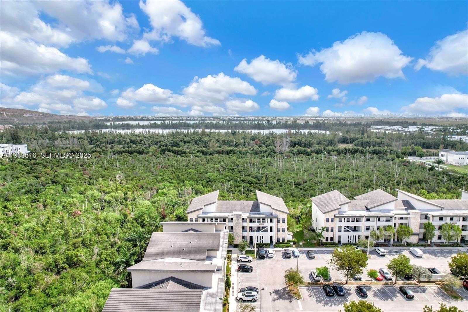 APEX AT PARK CENTRAL COND - Residential