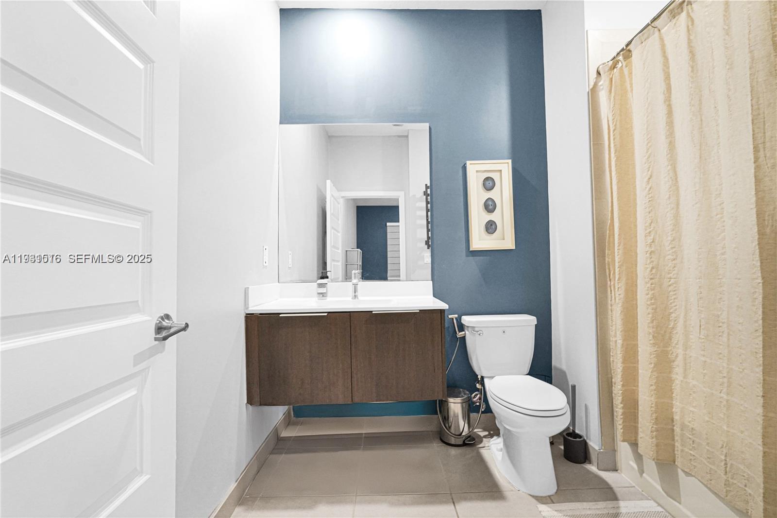 APEX AT PARK CENTRAL COND - Residential