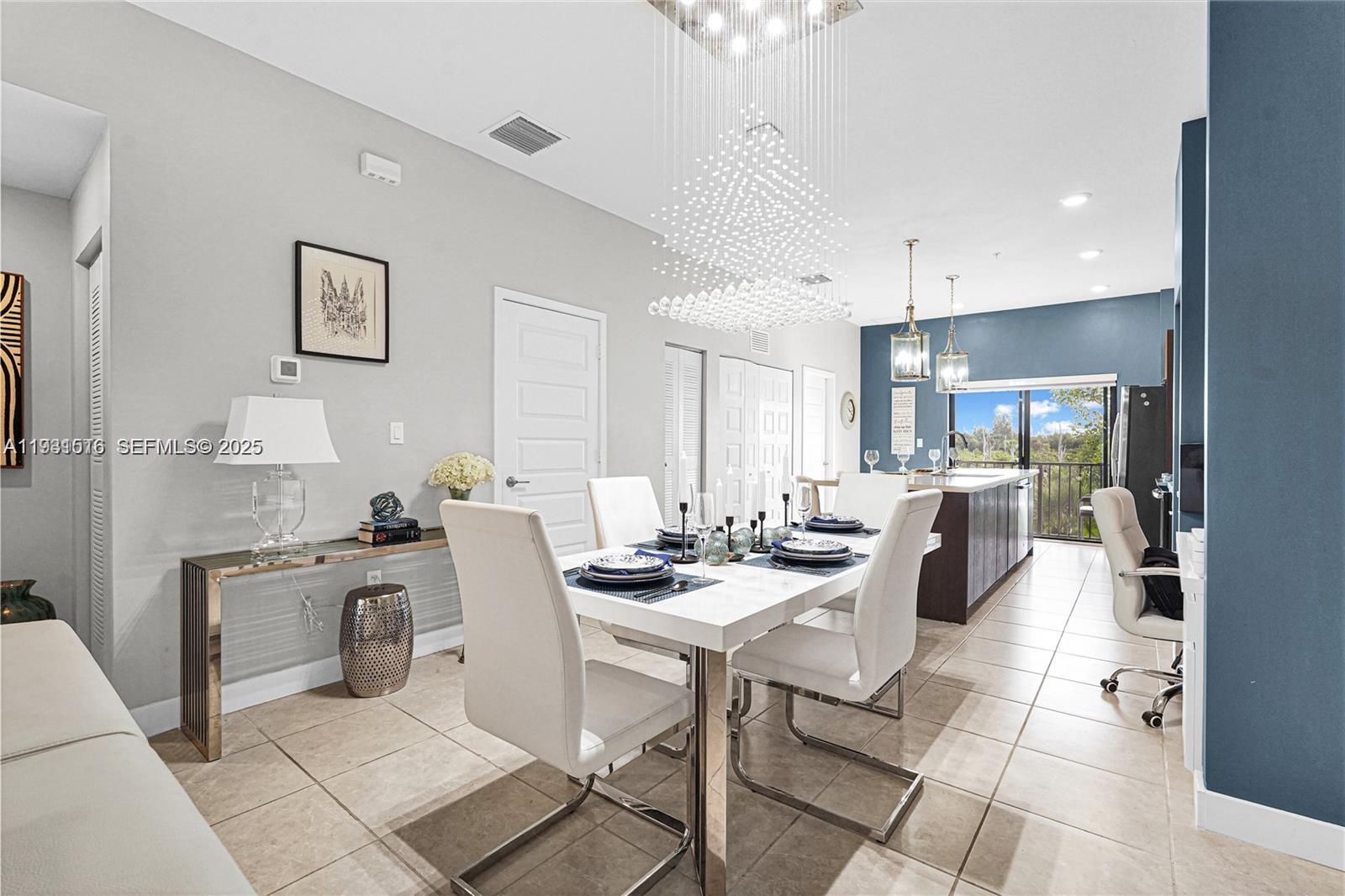 APEX AT PARK CENTRAL COND - Residential