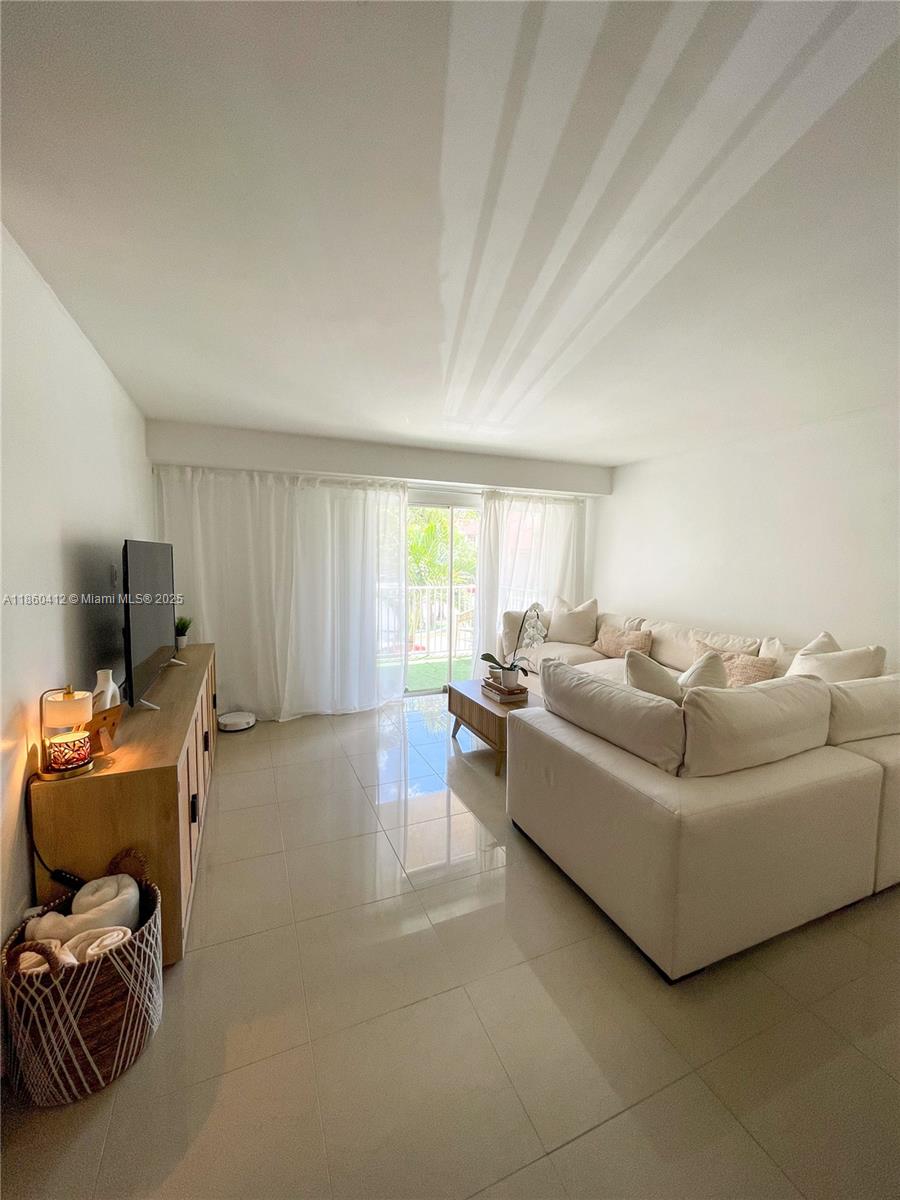 ROYAL PALM PLACE - Residential Lease