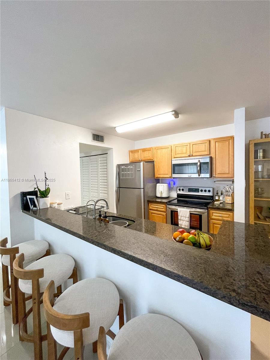 ROYAL PALM PLACE - Residential Lease