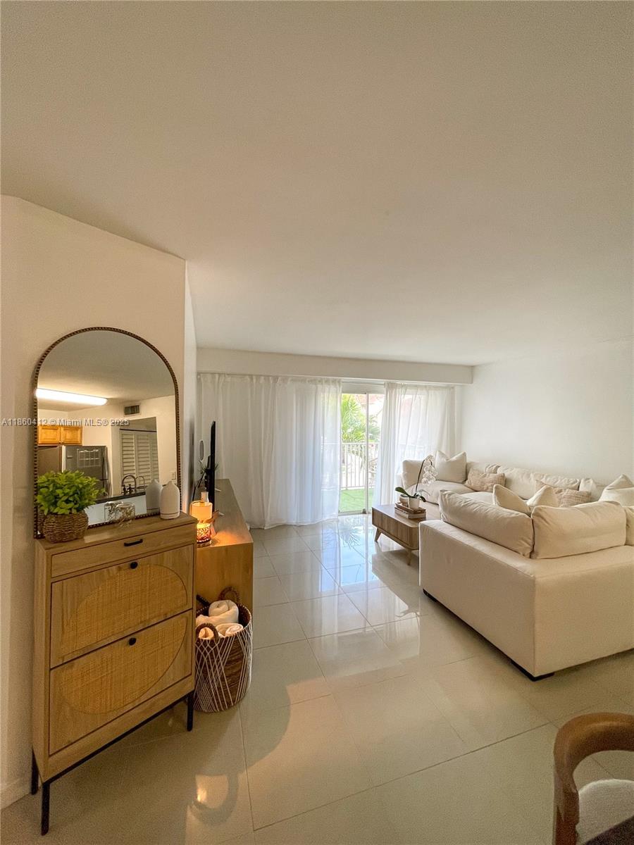 ROYAL PALM PLACE - Residential Lease