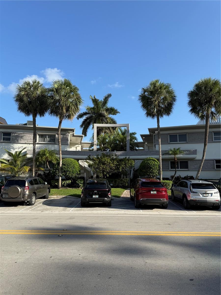 Great opportunity to buy in the very desirable Bay Harbor Islands! This 2/2 Unit needs some TLC and is great for investors looking for income, Buyers who want a vacation home or a primary residence. This family friendly neighborhood is walking distance to world class Bal Harbor Shops, amazing restaurants, houses of worship and of course the beach! Unit has sound reducing floors, large walk- in closets, plenty of pantry space and marble in both bathrooms. Top rated Ruth K. Broad elementary school is just minutes away as well! Don't miss out!