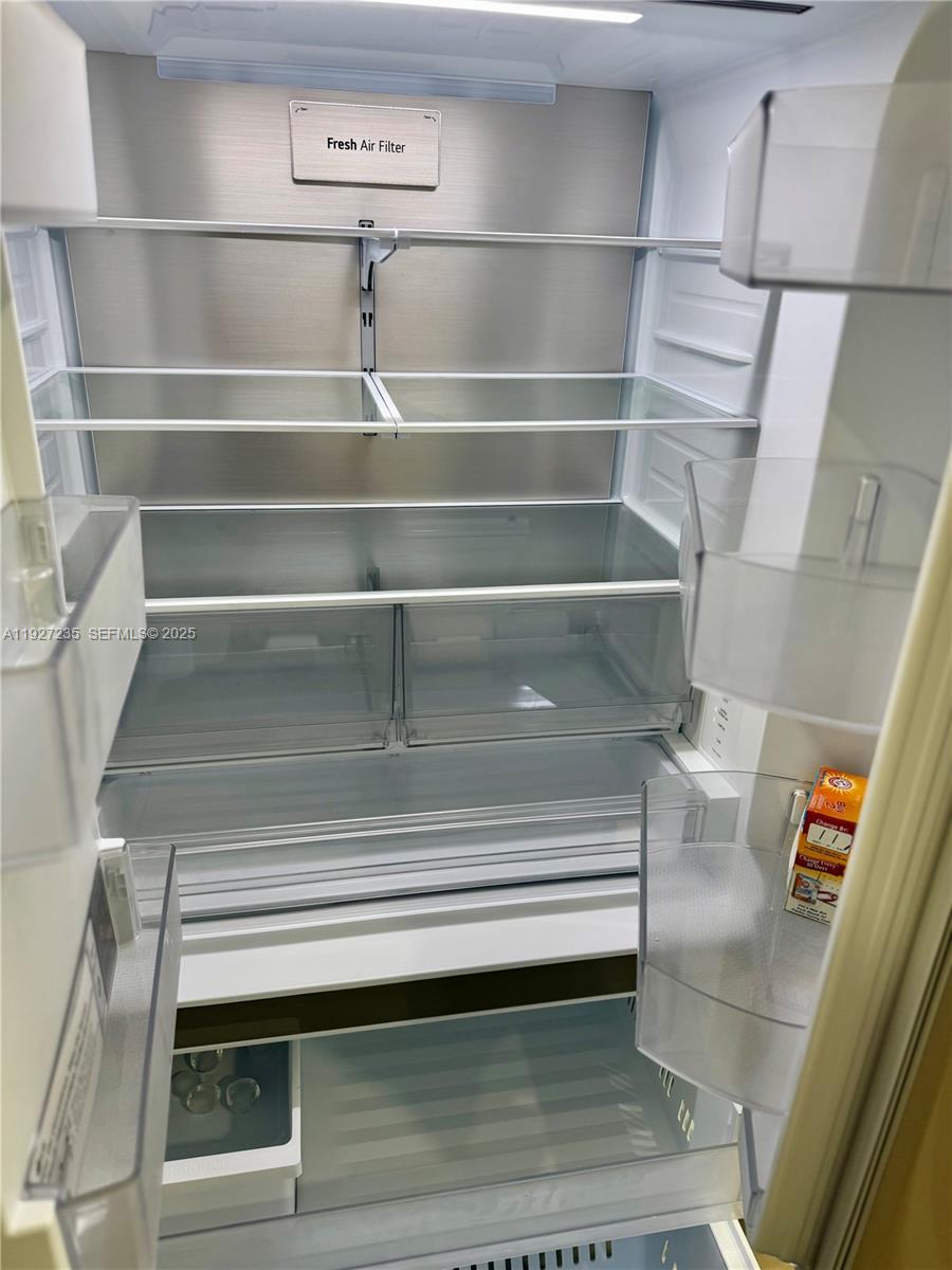 EASTERN SHORES - Residential Lease