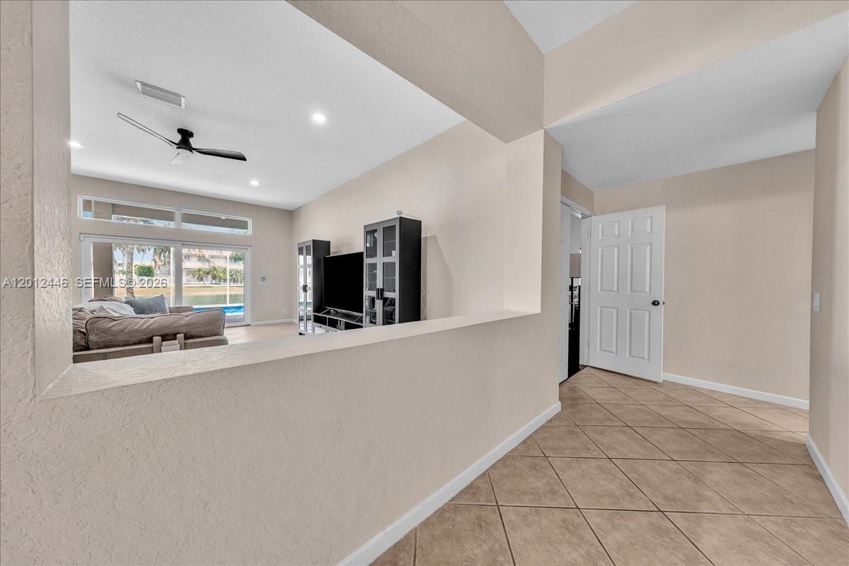 SECTOR 2-PARCELS 1 2 3 4 - Residential