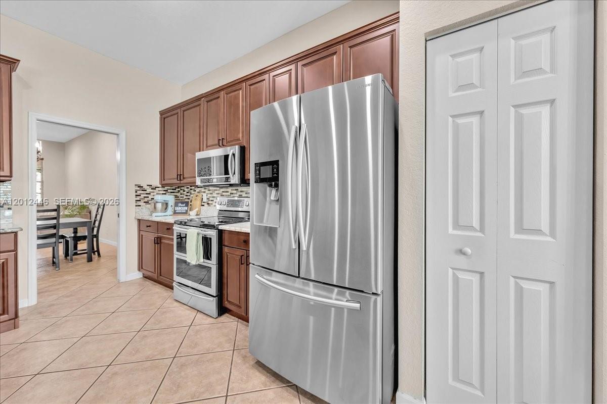 SECTOR 2-PARCELS 1 2 3 4 - Residential